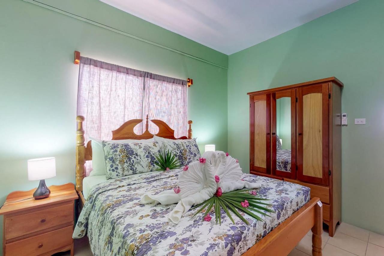 Laguna Hotel Сан-Педро Экстерьер фото
